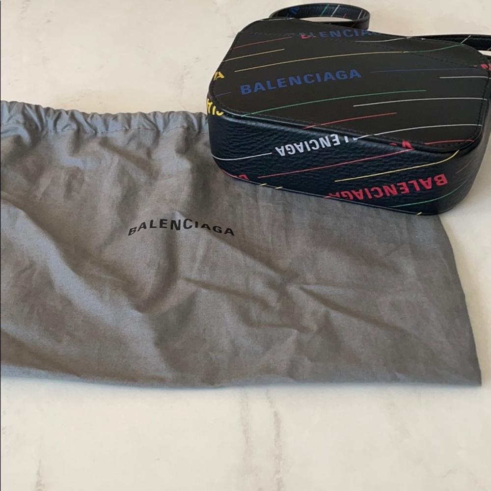 Balenciaga Crossbody Bag - Picture 6 of 10